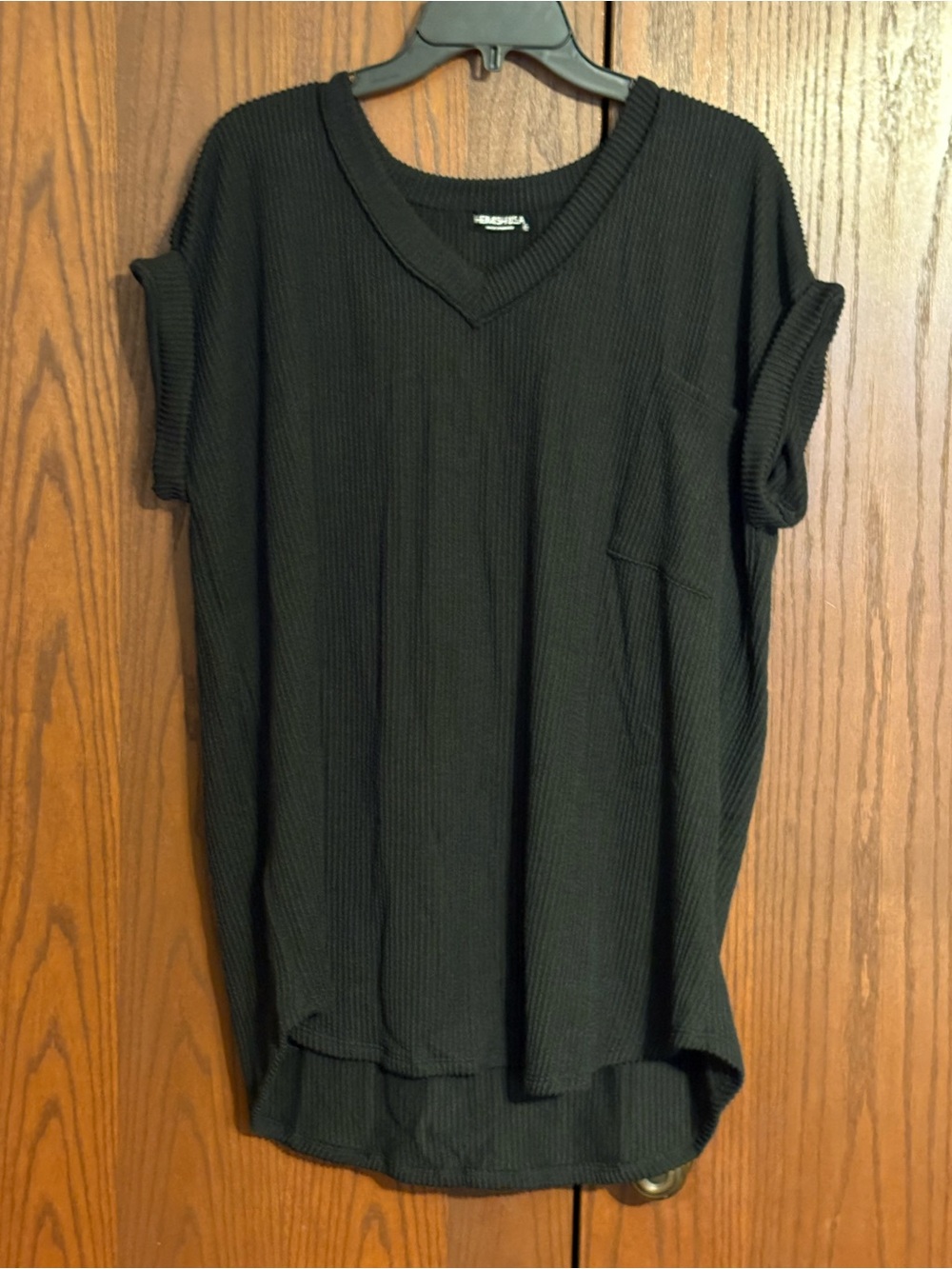 HEIMISH USA Black Ribbed V-Neck Short Sleeve Top